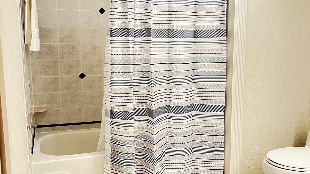 Photo of Bathroom in Del Valle