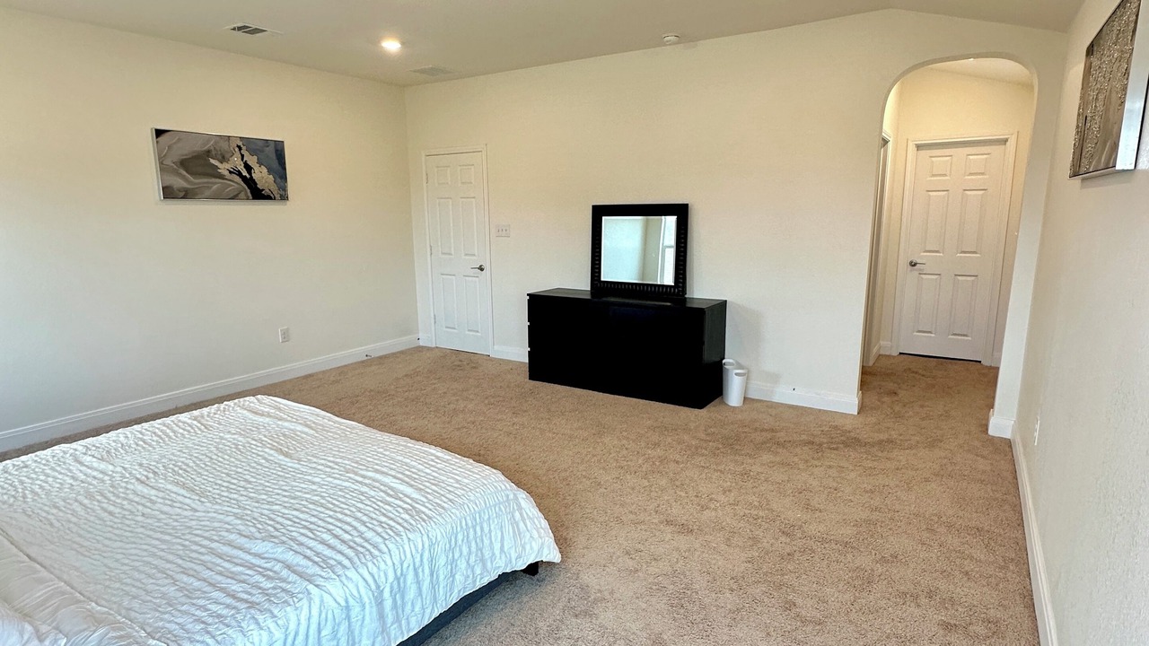 Photo of Bedroom in Kyle