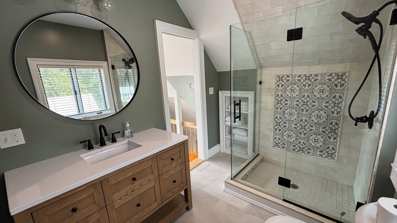 Photo of Bathroom in Rindge