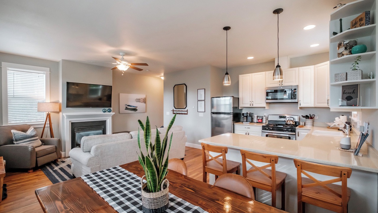 Photo of Others in Nelscott