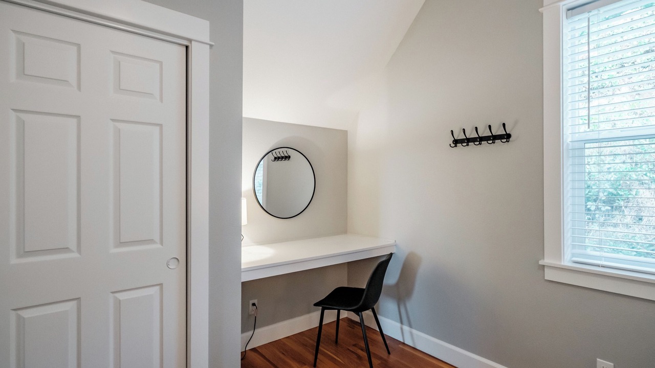 Photo of Others in Nelscott