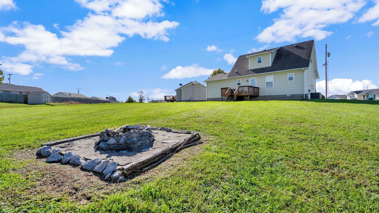 Photo of Outdoor in Oak Grove