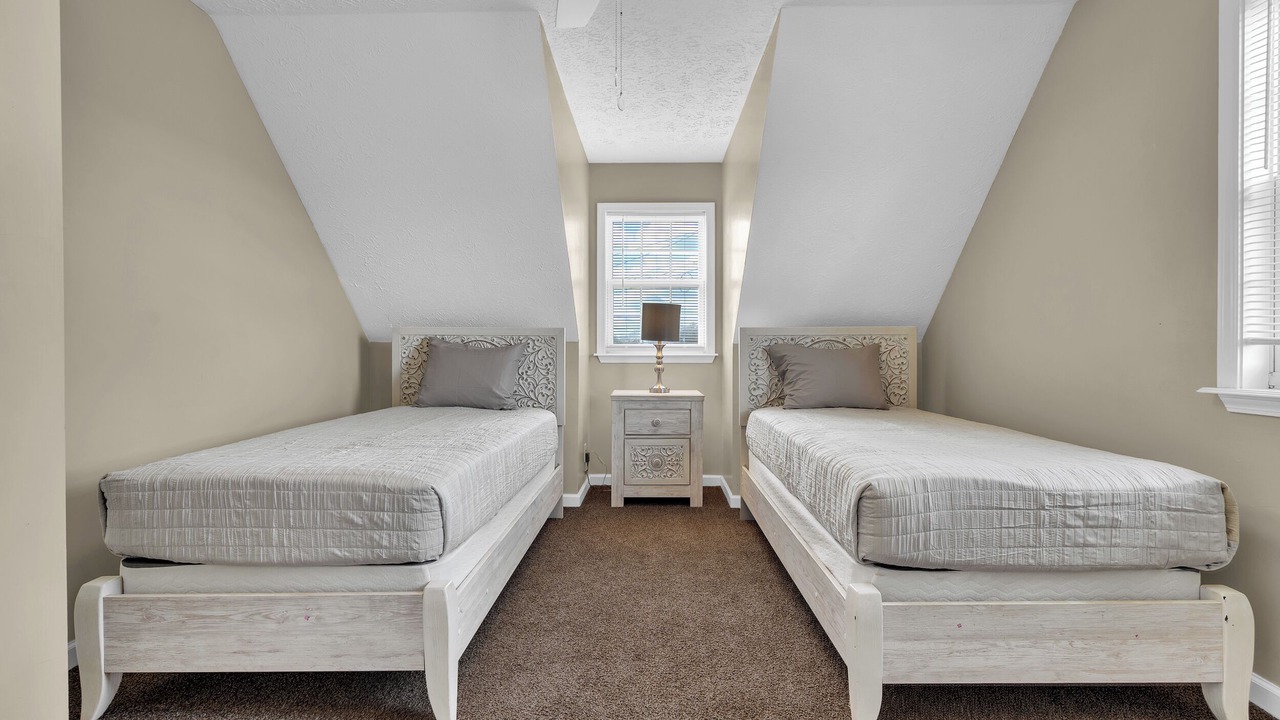 Photo of Bedroom in Oak Grove