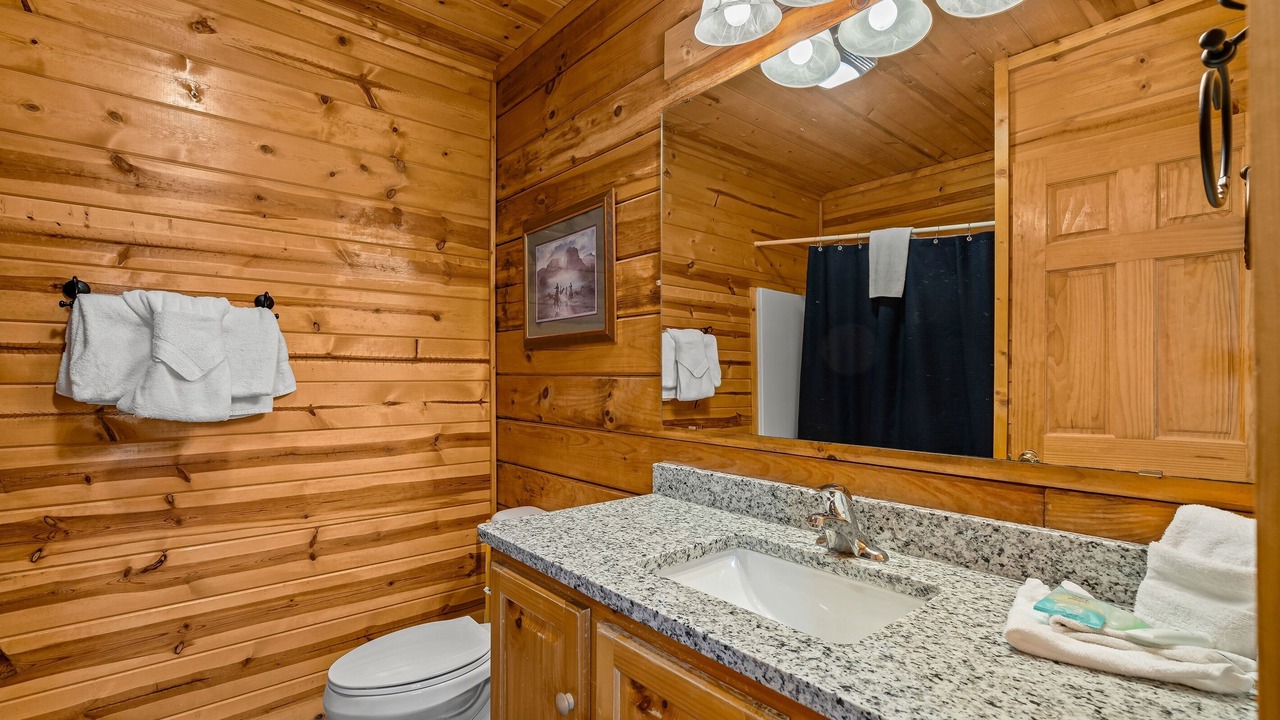 Photo of Bathroom in Pigeon Forge