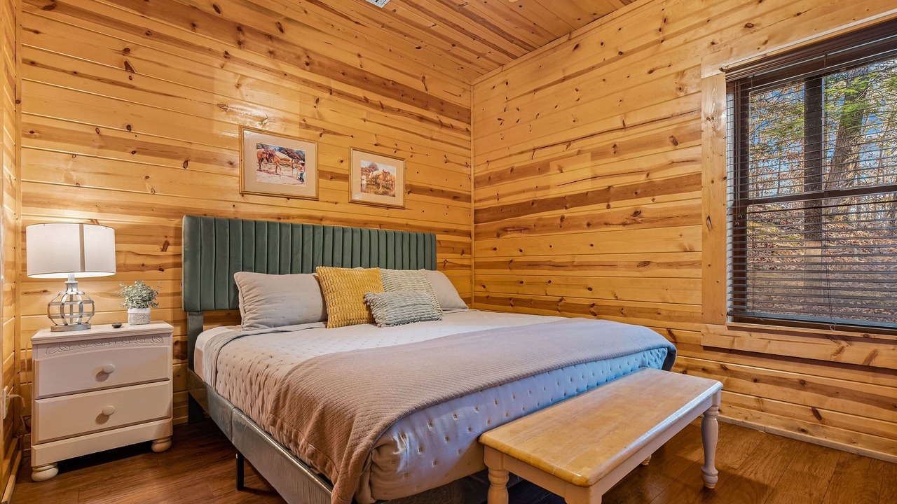 Photo of Bedroom in Pigeon Forge