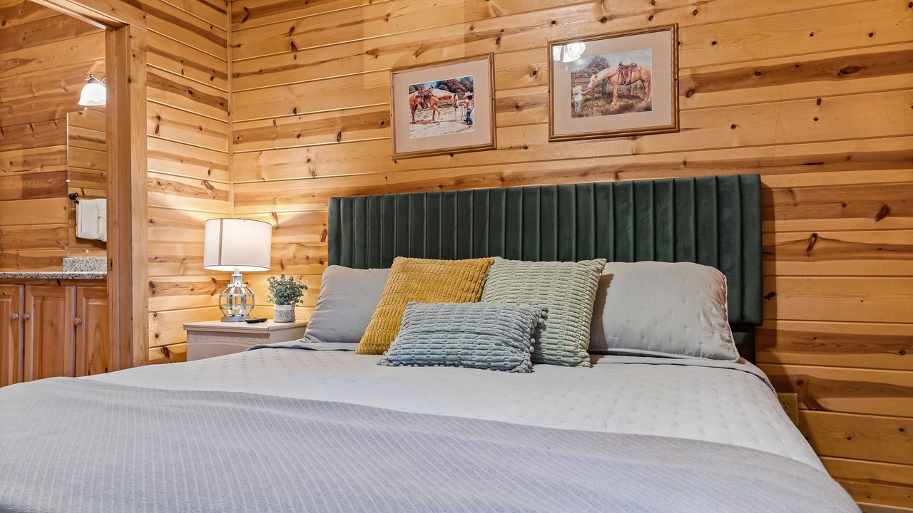 Photo of Bedroom in Pigeon Forge