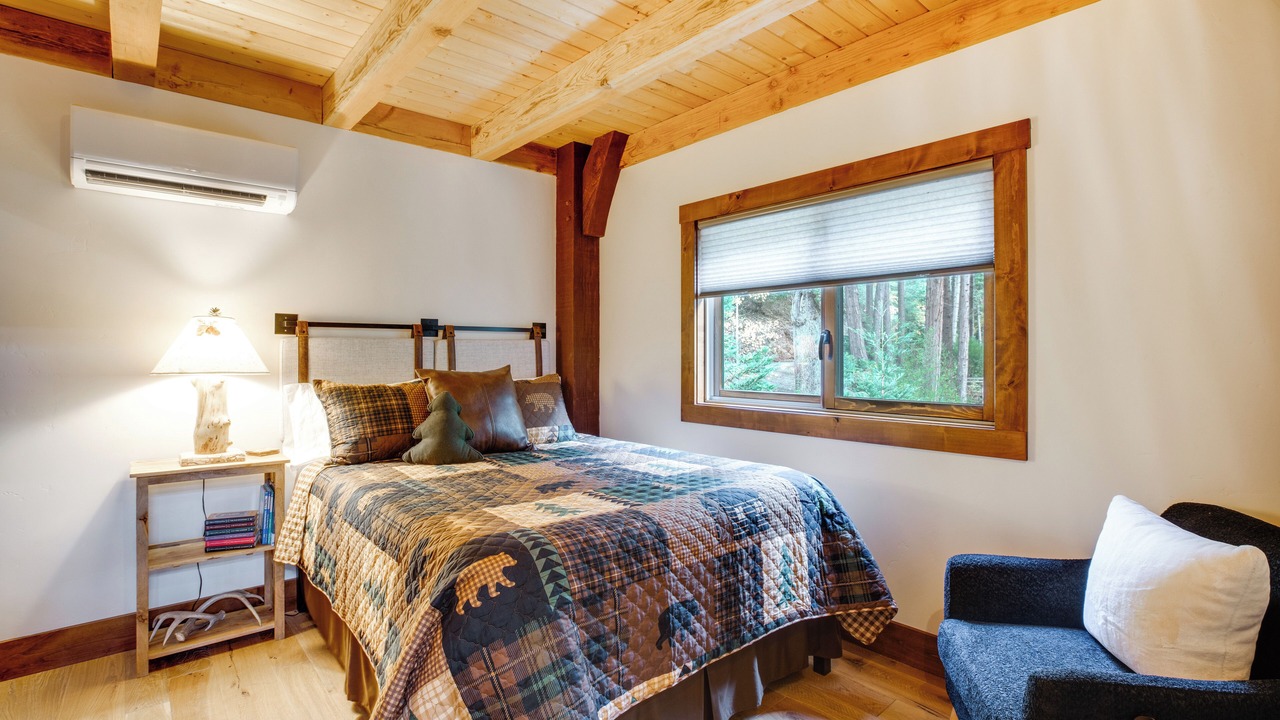 Photo of Bedroom in Sutter Creek