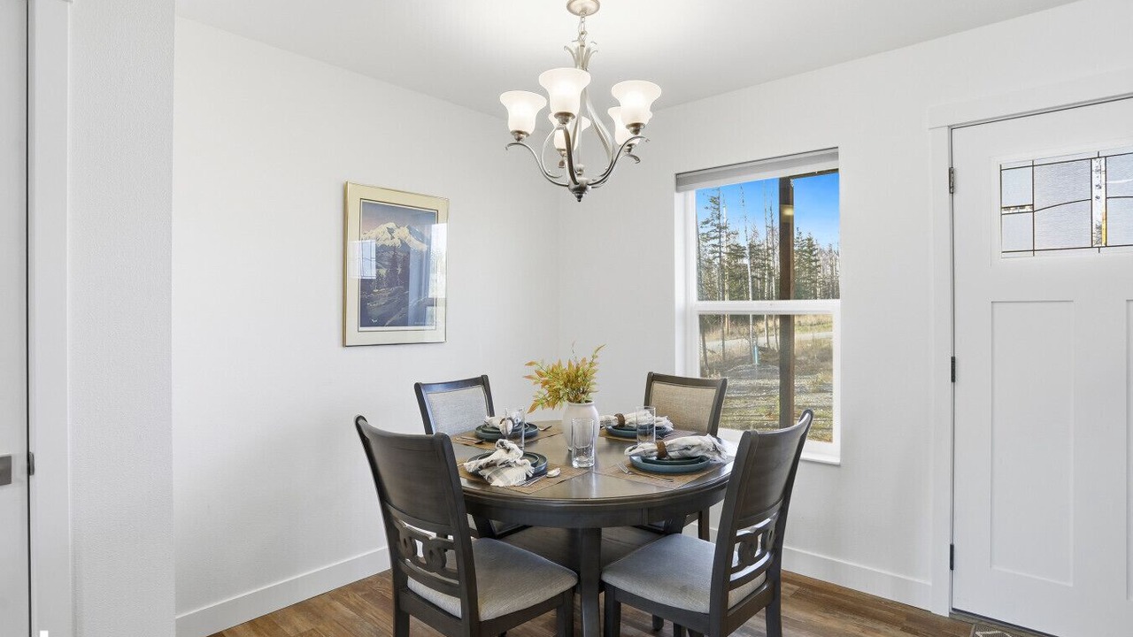 Photo of Livingroom in Meadow Lakes