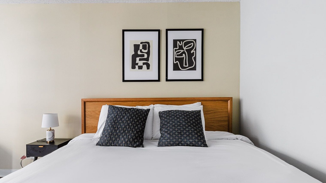 Photo of Bedroom in Streeterville
