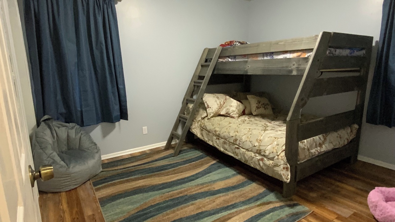 Photo of Bedroom in Midwest City