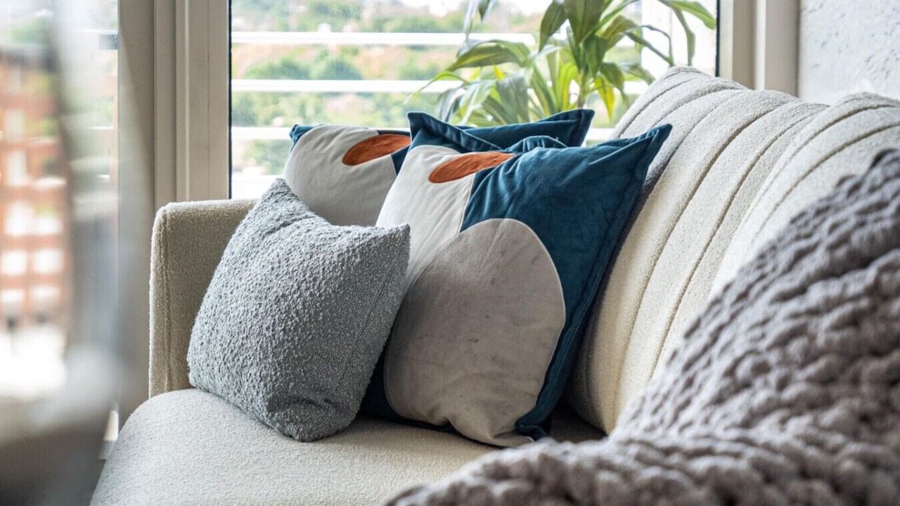 Photo of Livingroom in Midtown