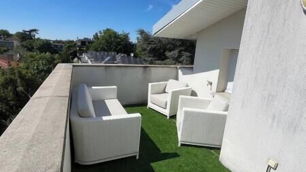 Photo of Outdoor in Roseraie