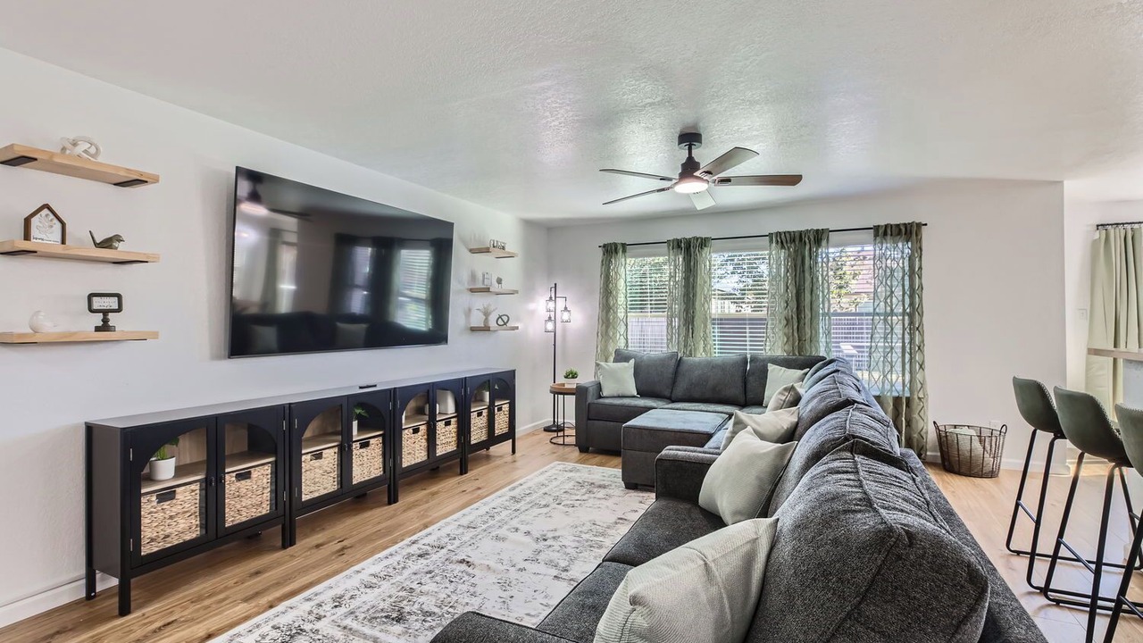Photo of Livingroom in West San Antonio