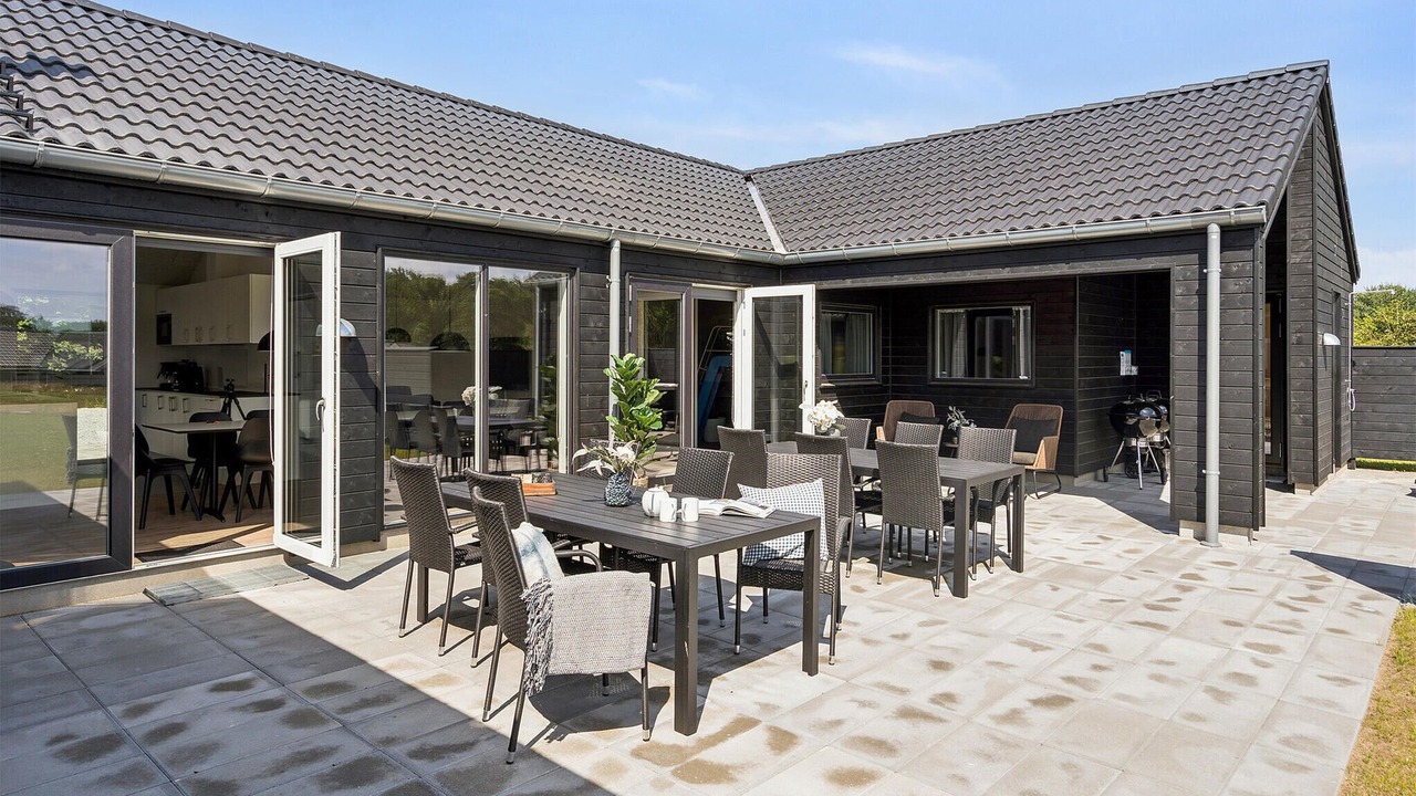 Photo of Others in Mommark Strand