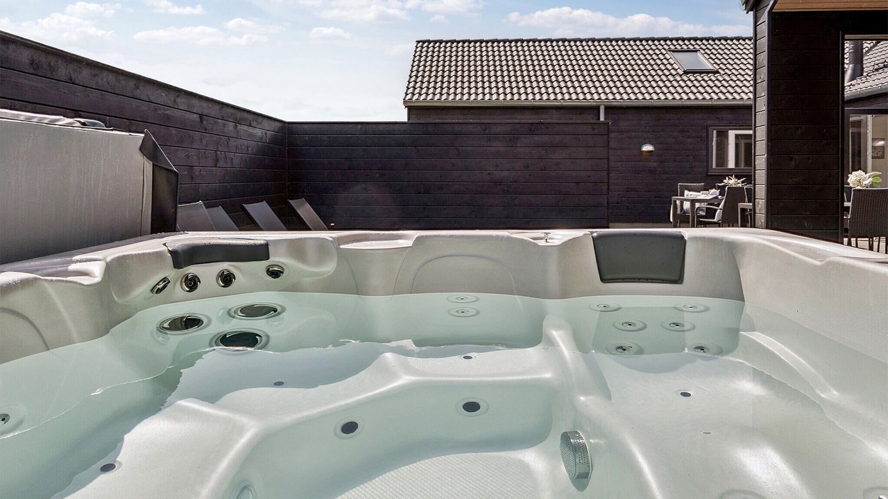 Photo of Others in Mommark Strand