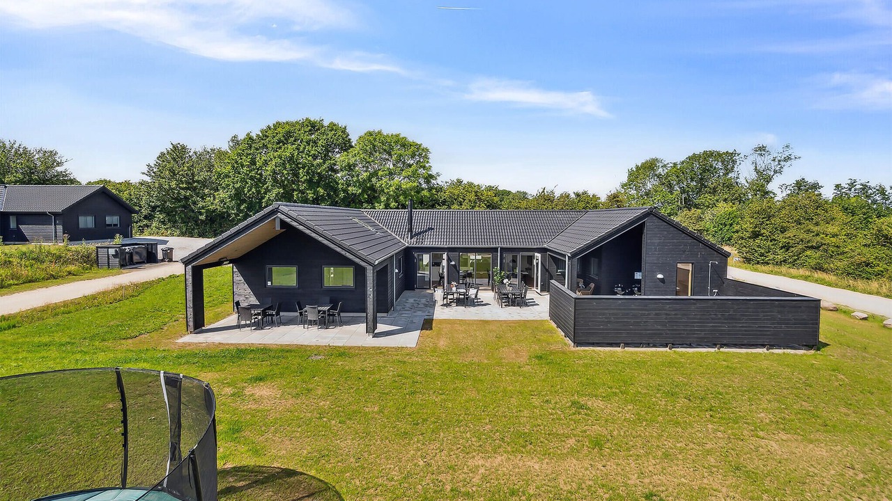 Photo of Others in Mommark Strand