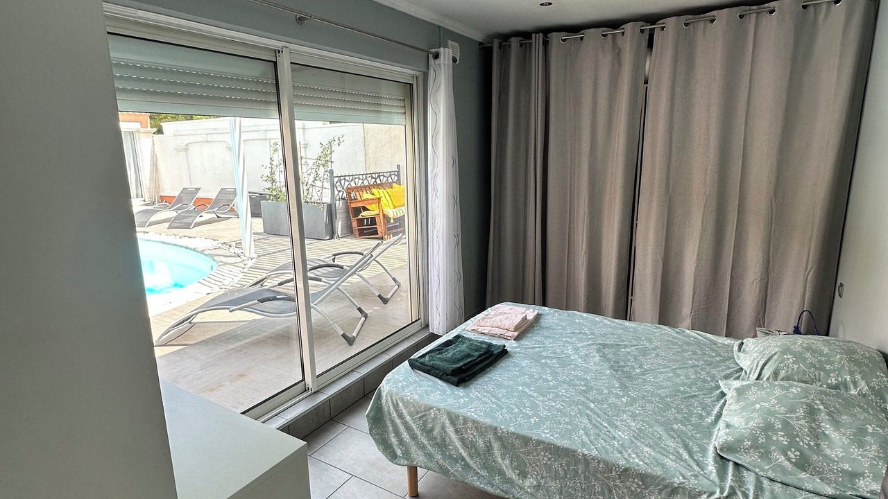 Photo of Bedroom in Carry-le-Rouet