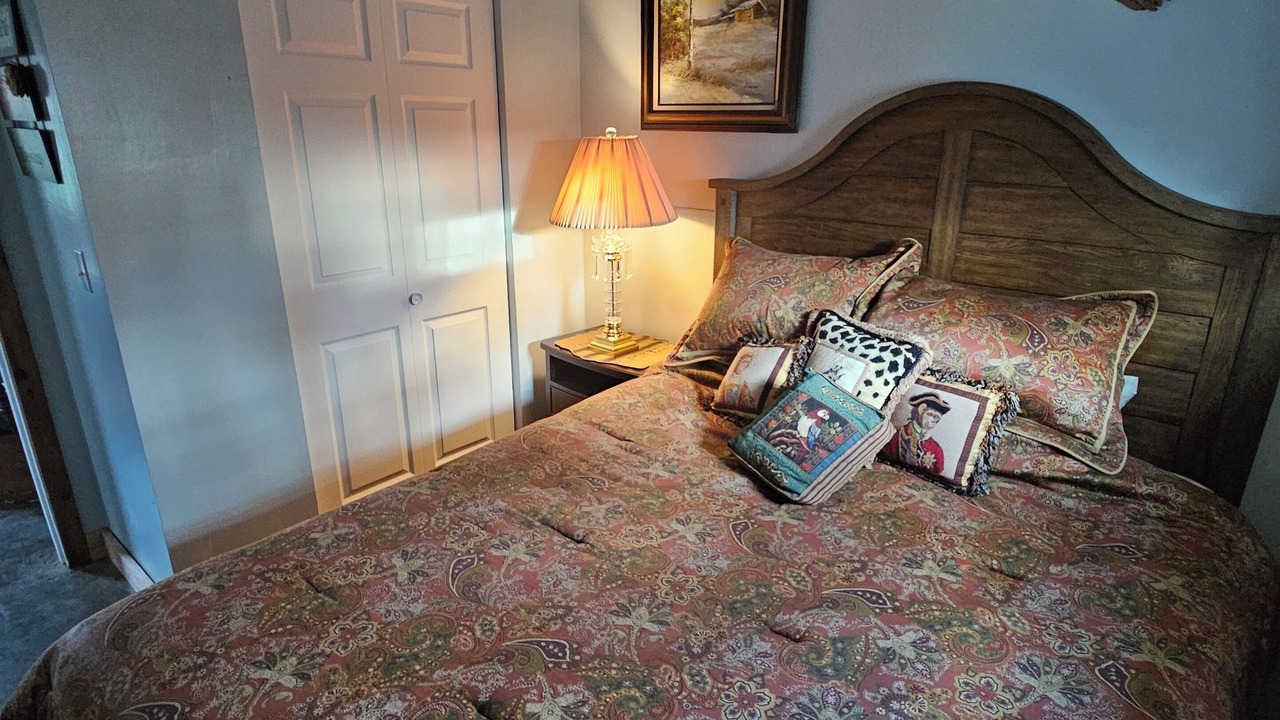 Photo of Bedroom in Cornland