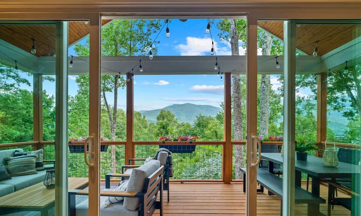 Photo of Outdoor in Swannanoa