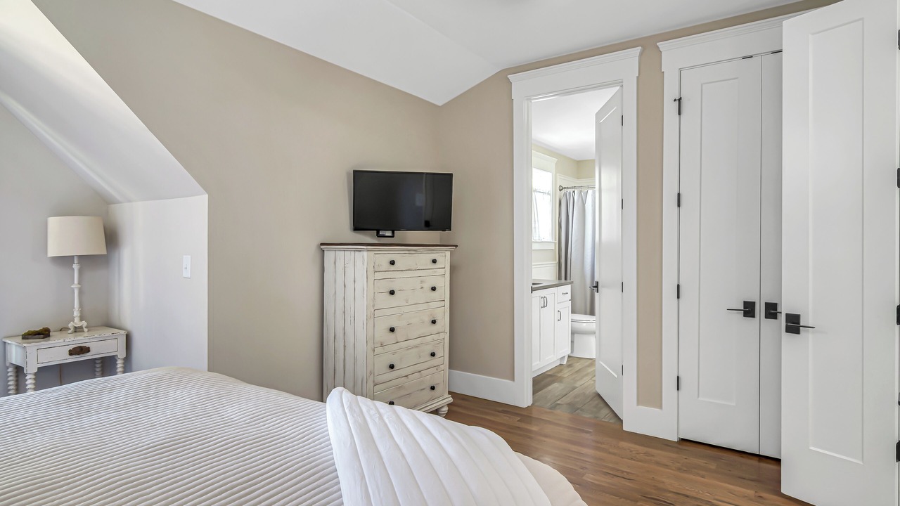 Photo of Bedroom in Historic Downtown Franklin