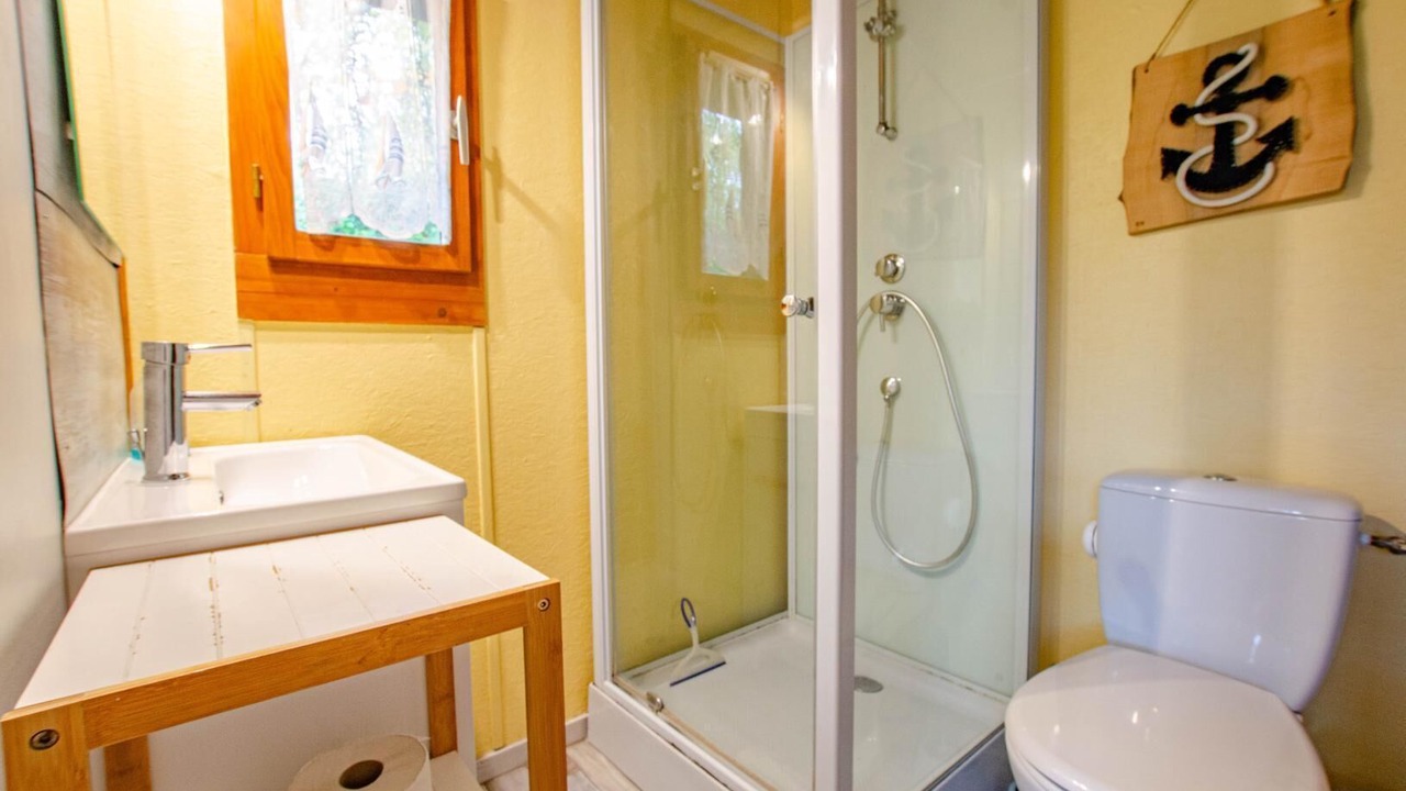 Photo of Bathroom in La Rothiere