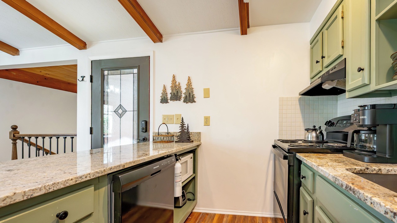 Photo of Kitchen in Sky Valley