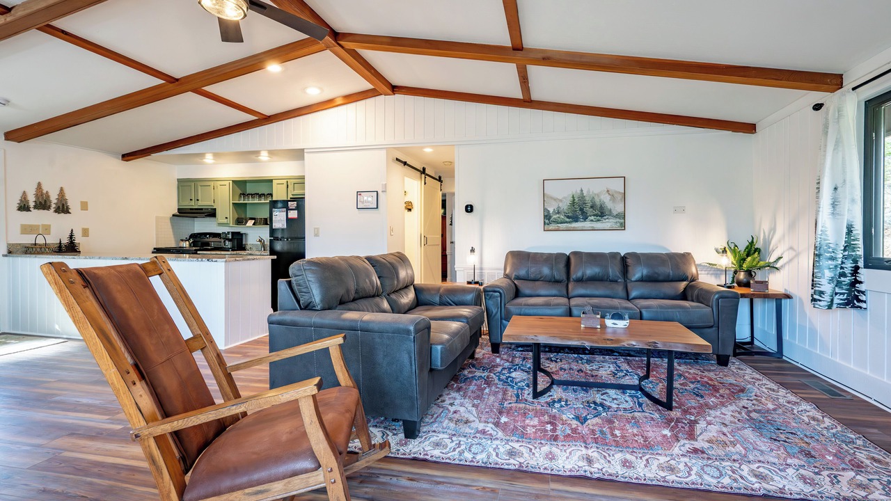 Photo of Livingroom in Sky Valley