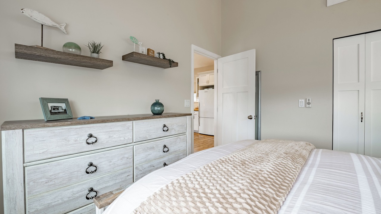 Photo of Bedroom in Birch Bay