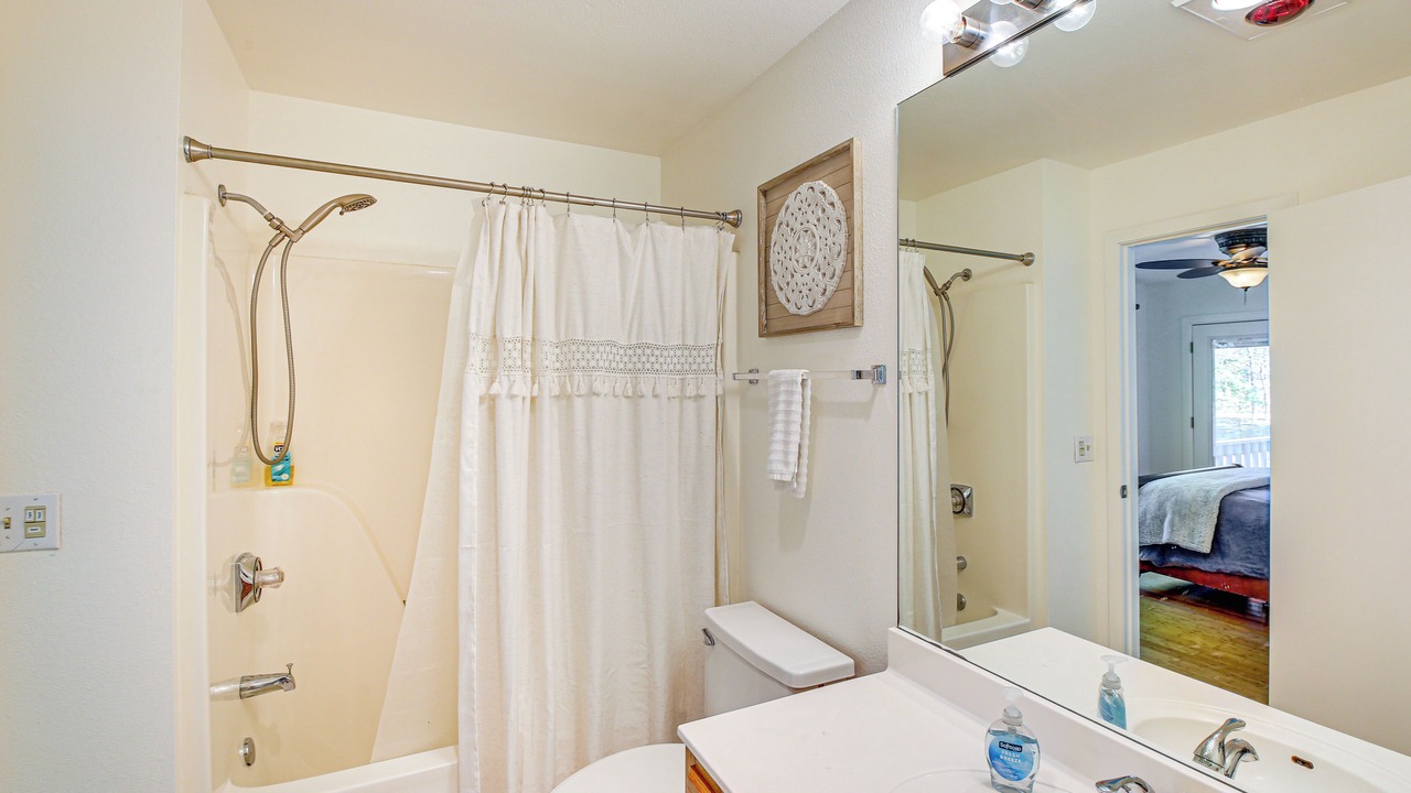 Photo of Bathroom in Mid America