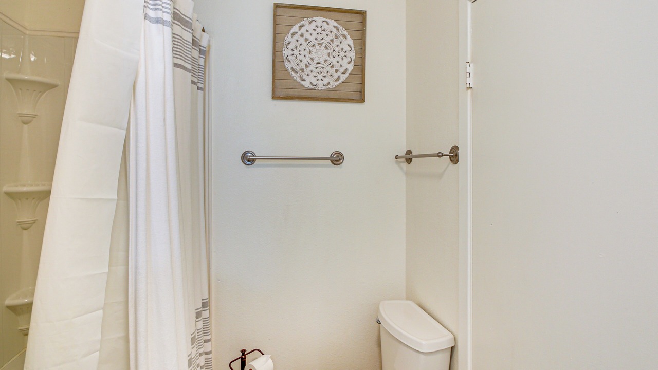 Photo of Bathroom in Mid America
