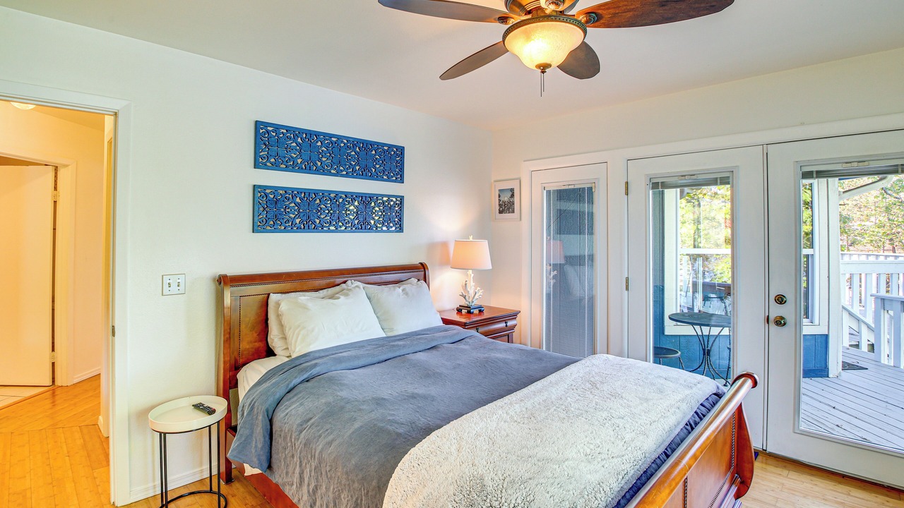 Photo of Bedroom in Mid America
