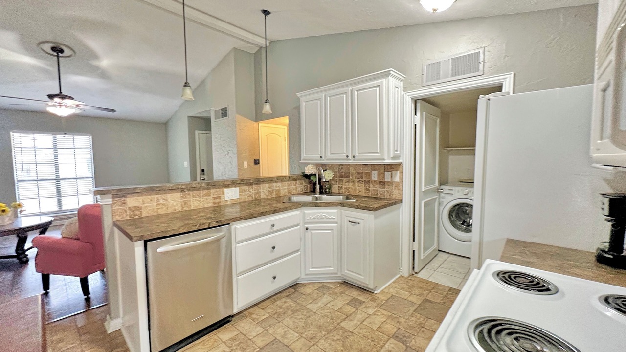Photo of Kitchen in The Colony