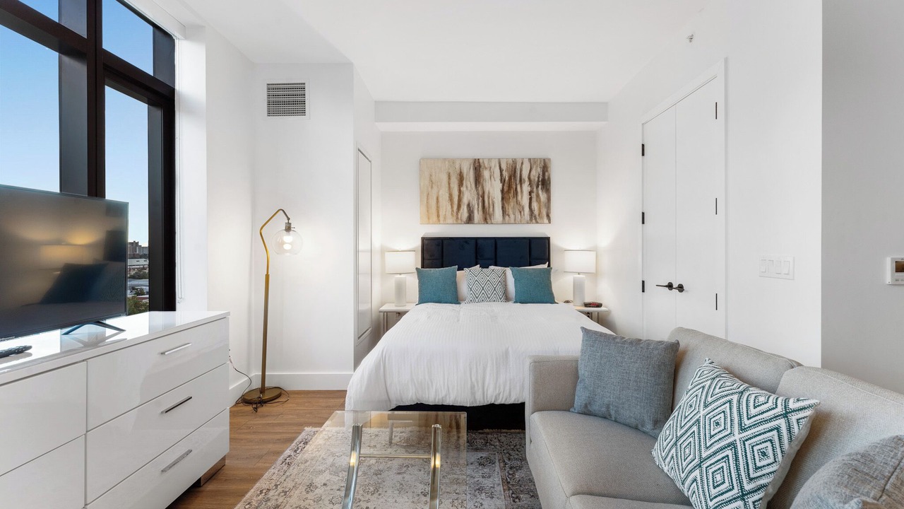 Photo of Bedroom in Bath Beach