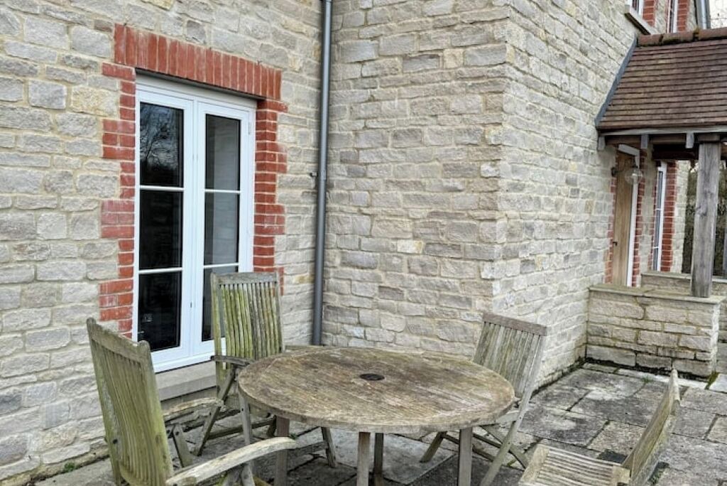 Photo of Outdoor in West Knoyle