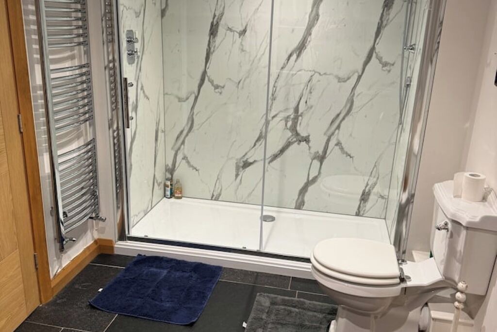 Photo of Bathroom in West Knoyle