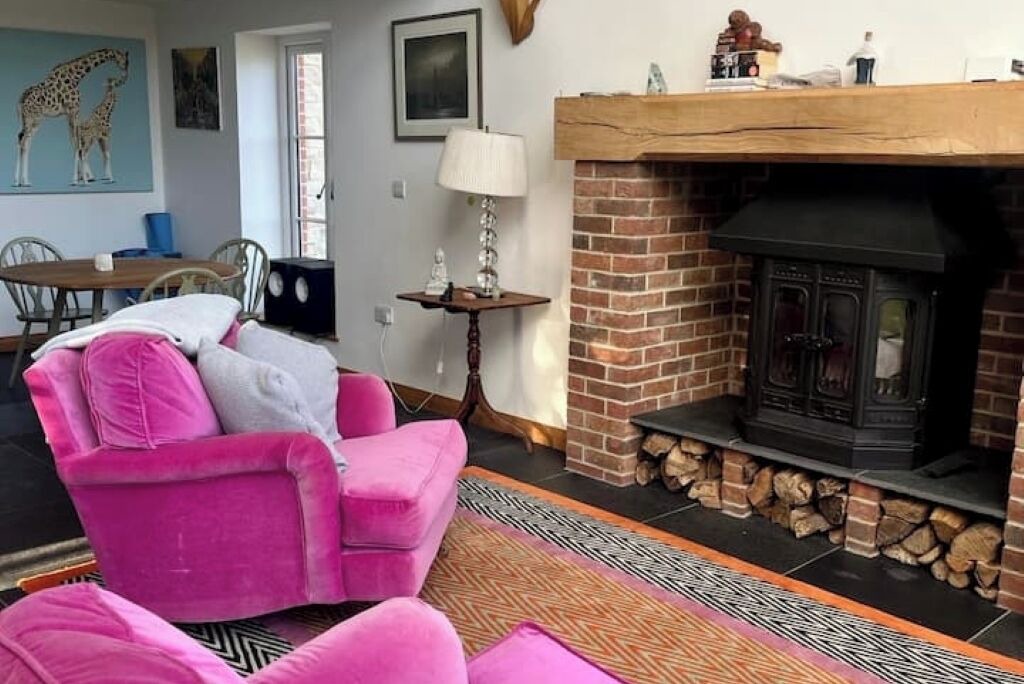 Photo of Livingroom in West Knoyle