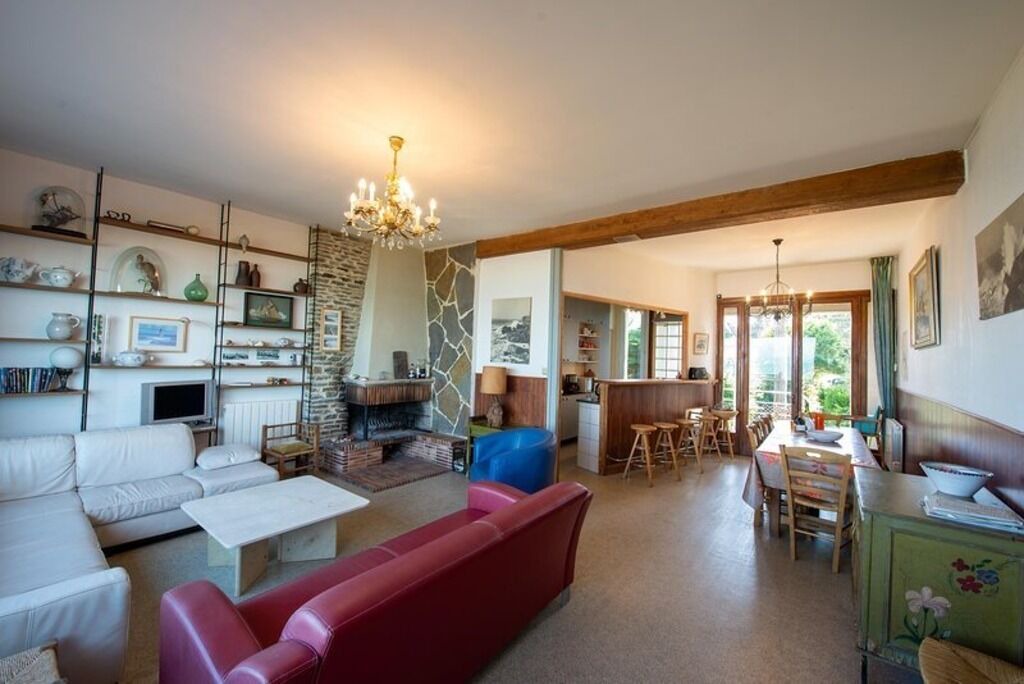 Photo of Livingroom in Saint-Regnobert-de-la-Cote-de-Nacre