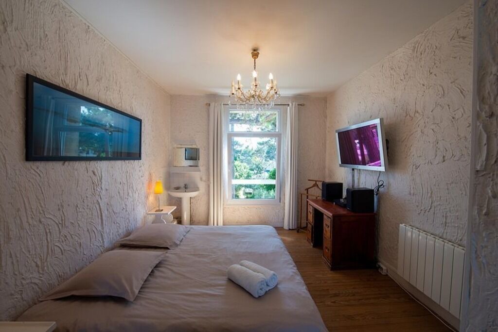 Photo of Bedroom in Saint-Regnobert-de-la-Cote-de-Nacre