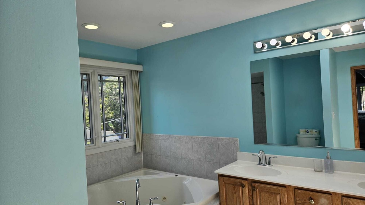 Photo of Bathroom in Elmhurst