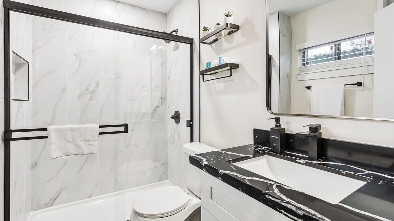 Photo of Bathroom in Neartown