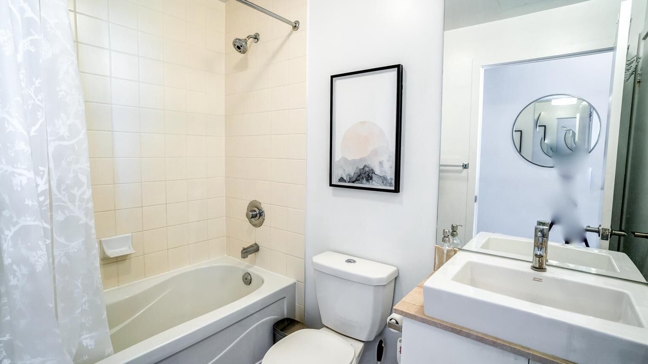 Photo of Bathroom in Toronto Entertainment District