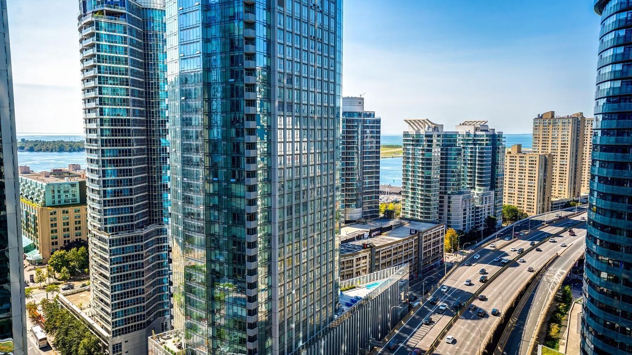 Photo of Outdoor in Toronto Entertainment District