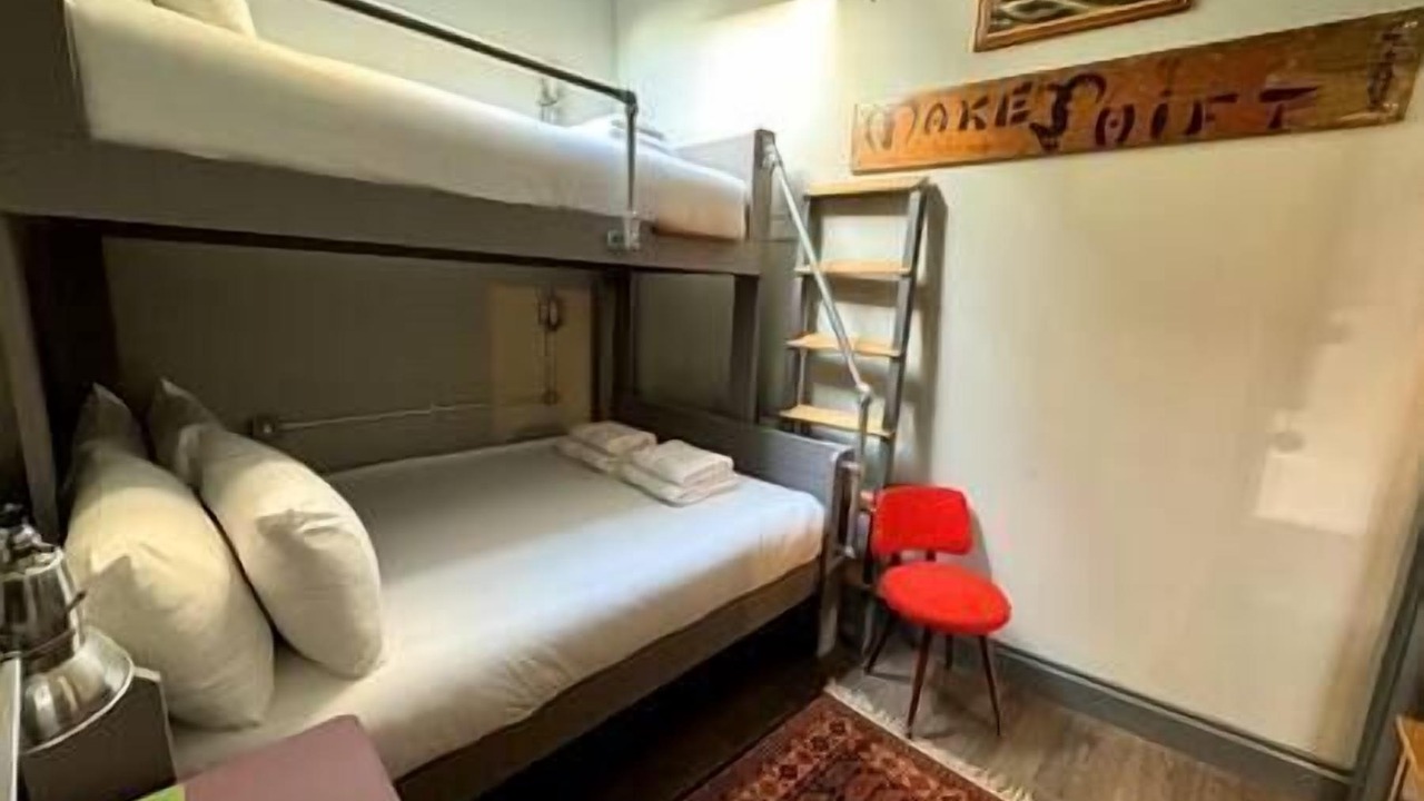 Photo of Others in Hanham