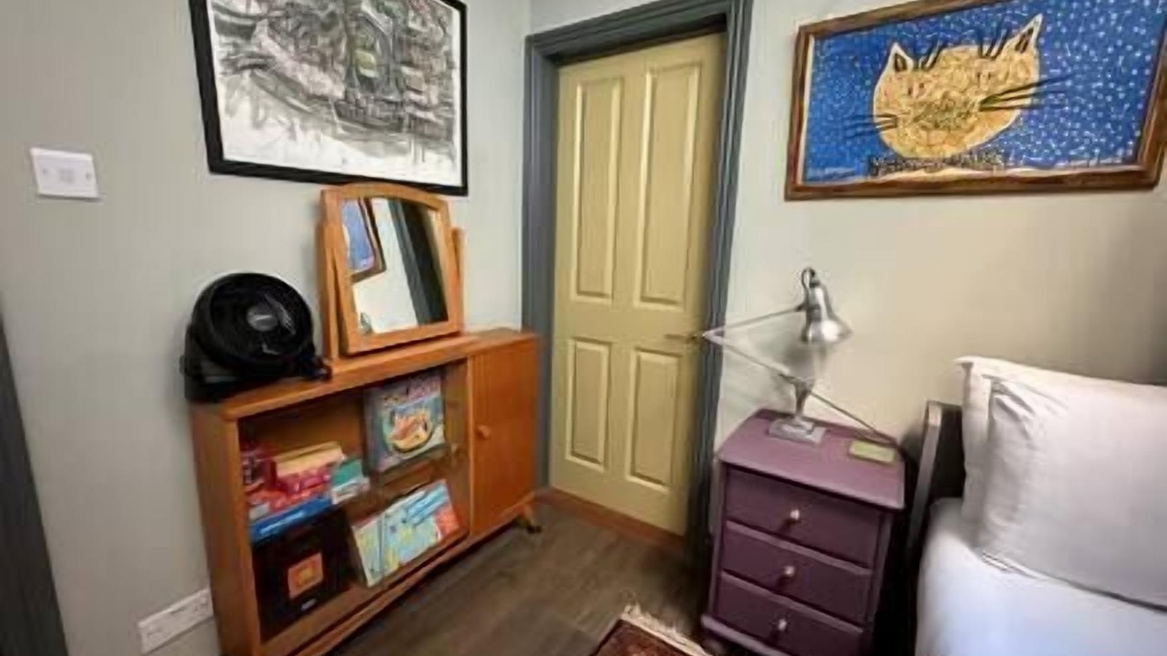 Photo of Others in Hanham