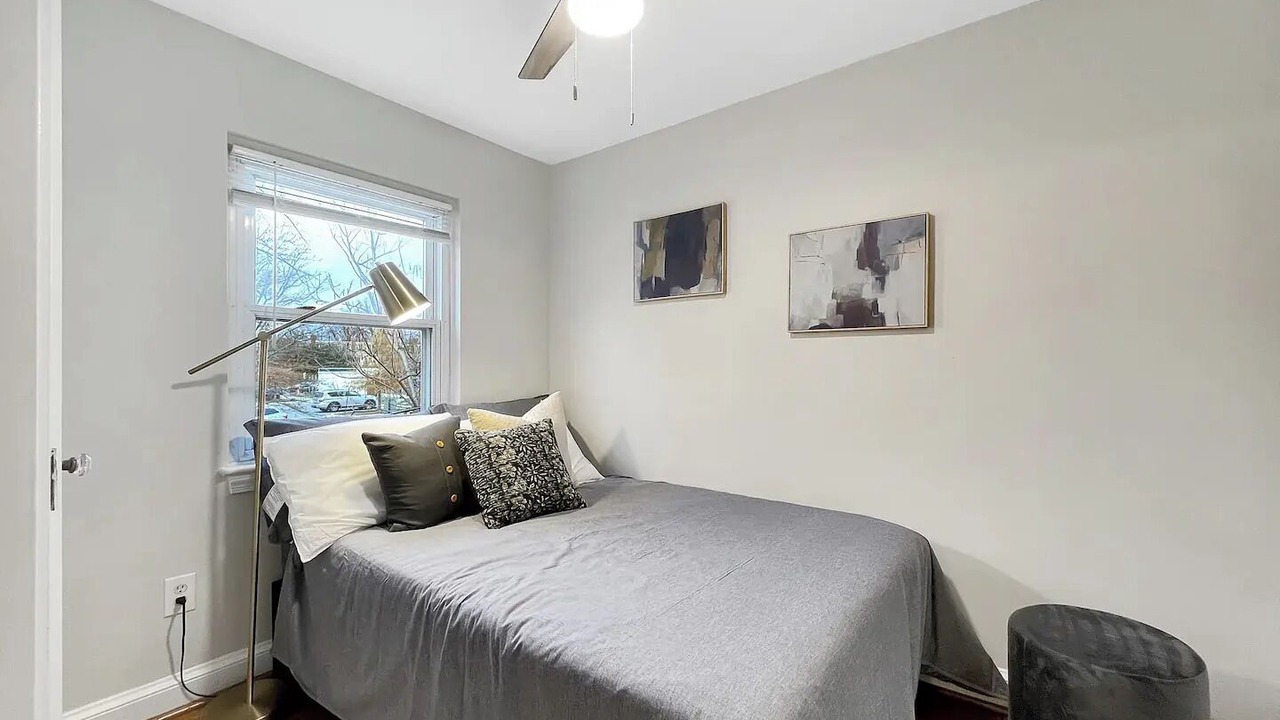 Photo of Bedroom in Old Town West