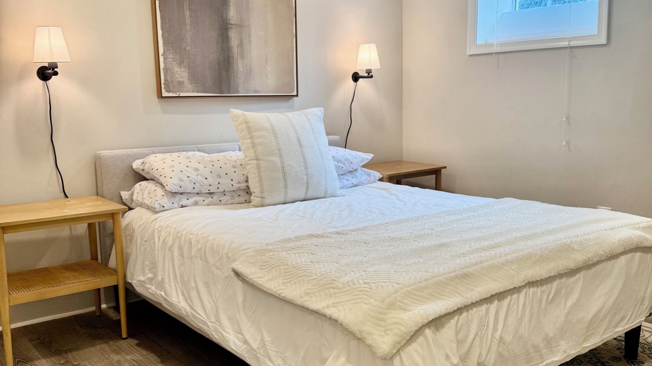 Photo of Bedroom in Old Town West