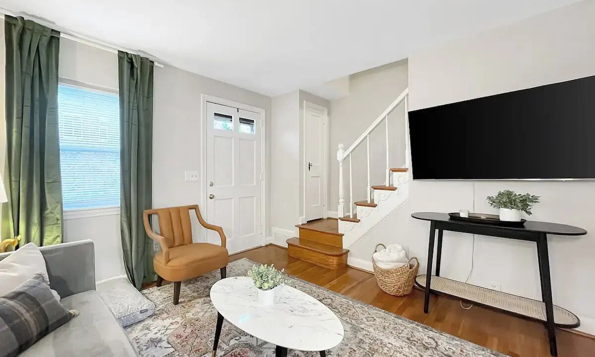 Photo of Livingroom in Old Town West