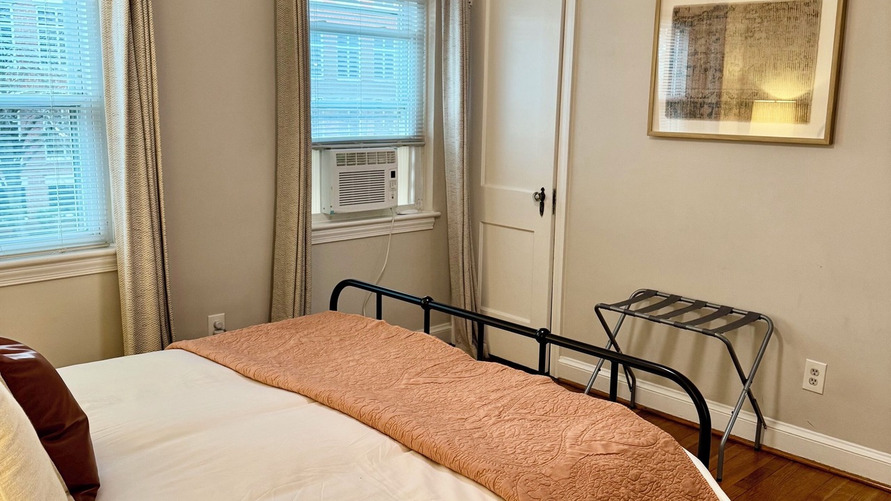 Photo of Bedroom in Old Town West