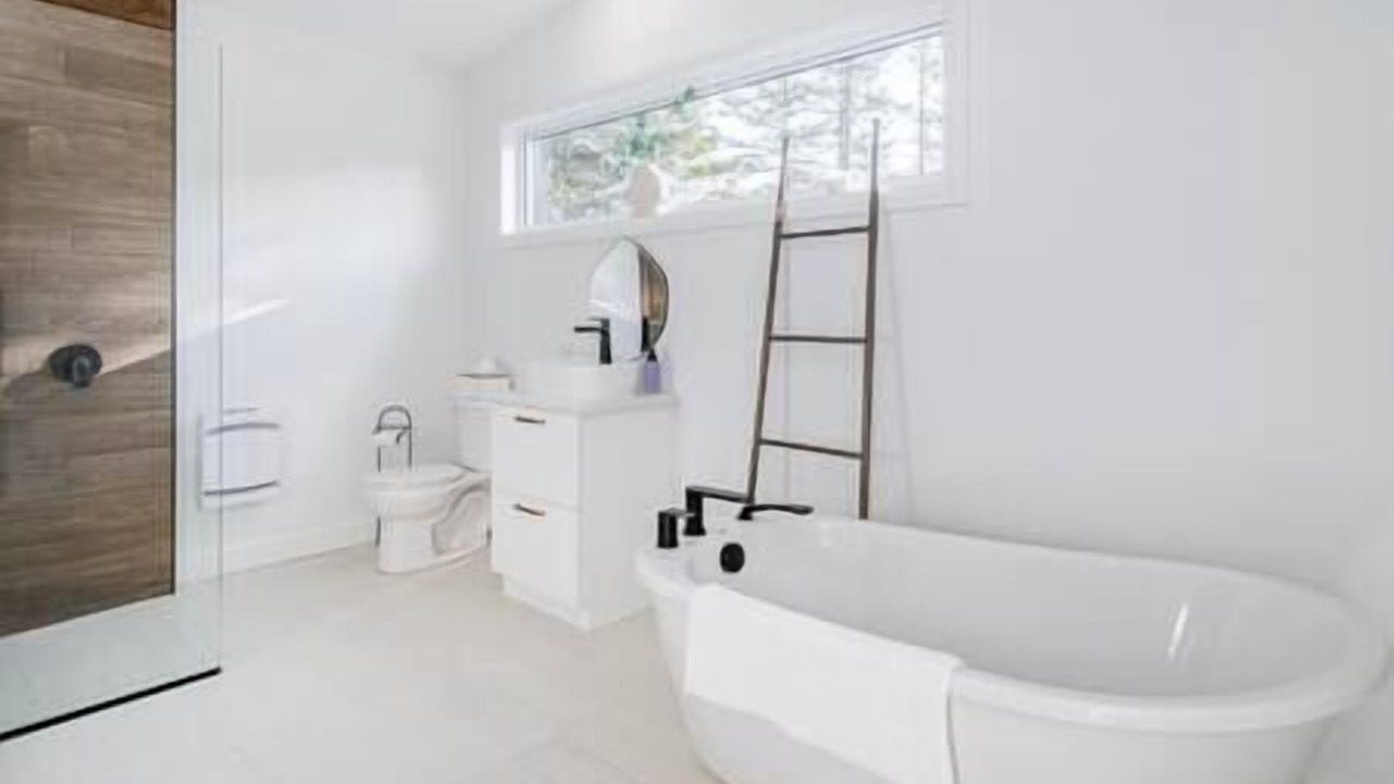 Photo of Bathroom in Shannon