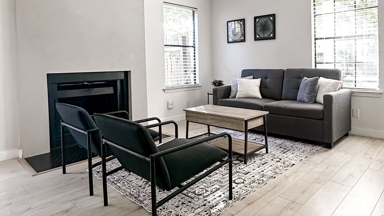 Photo of Livingroom in Greenslopes At Lake Creek